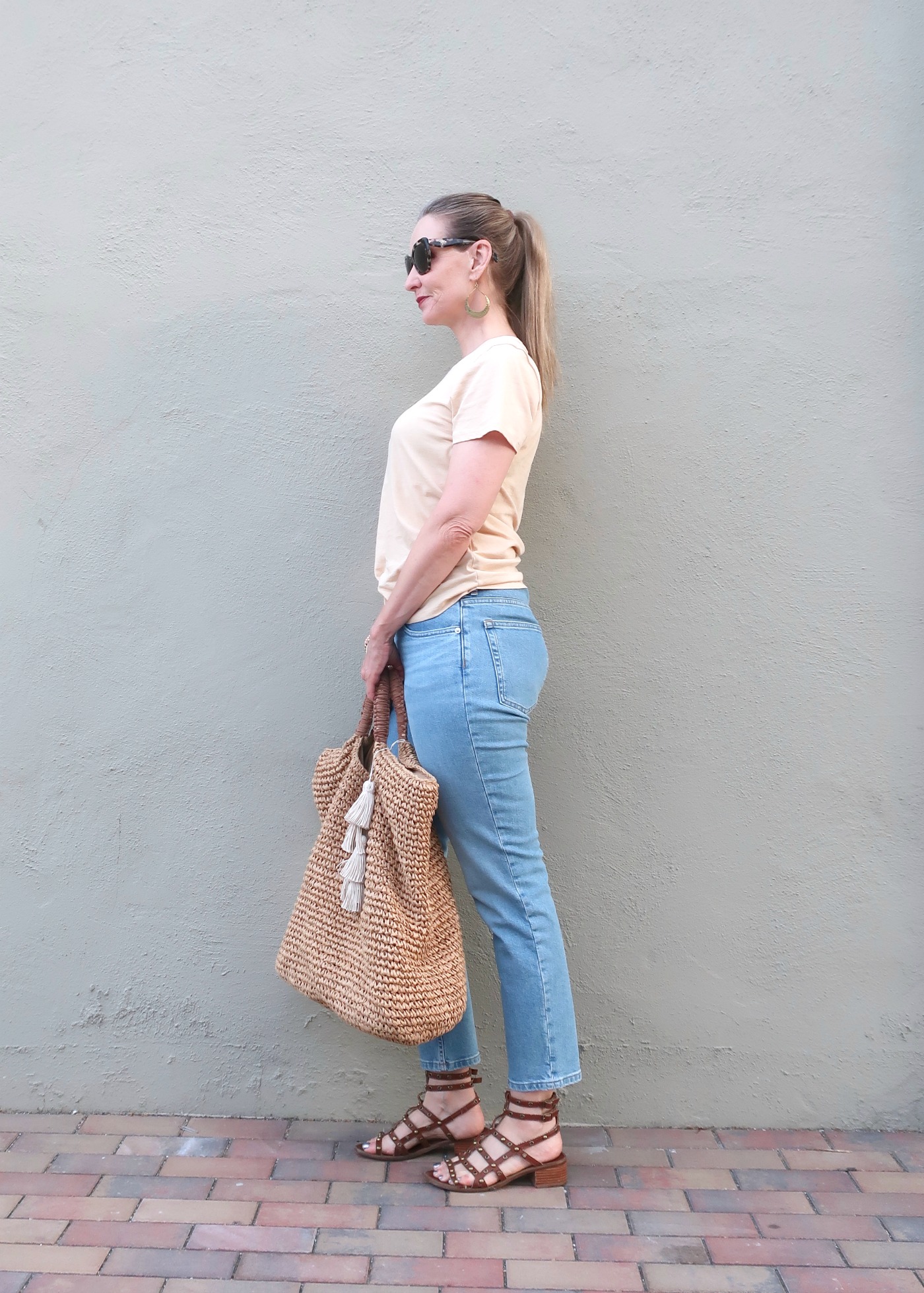 sustainable style, curvy jeans