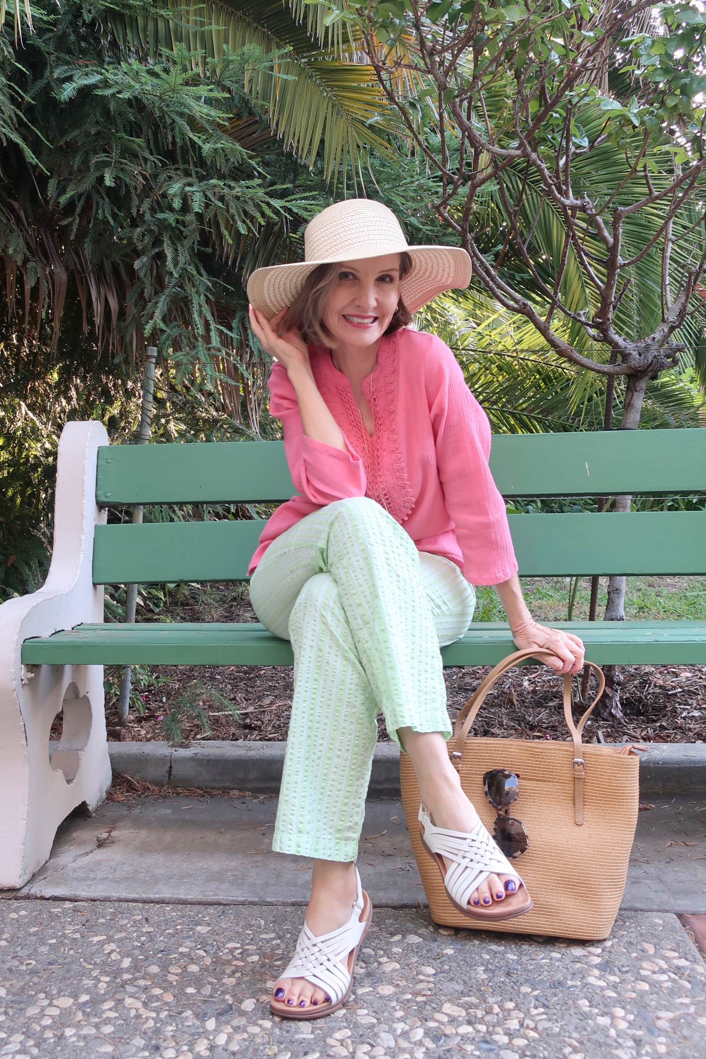 classic summer style for women over 50